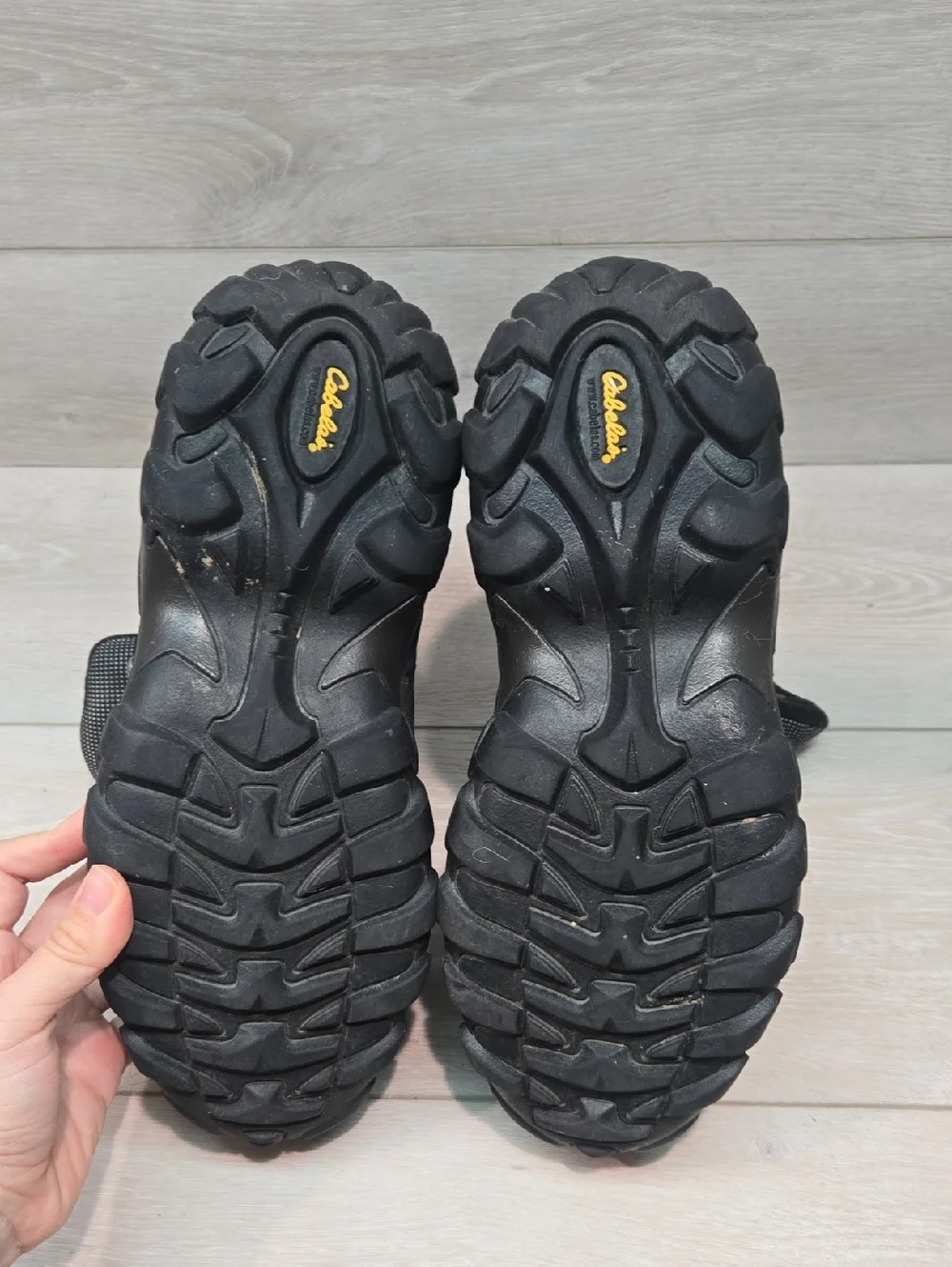 Cabelas Mens Dry Plus Thinsulate Gray& Black Insulated Hiking Boots Shoes Sz 9D